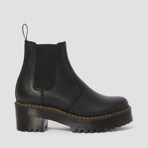 ROMETTY WOMEN'S LEATHER PLATFORM CHELSEA BOOTS